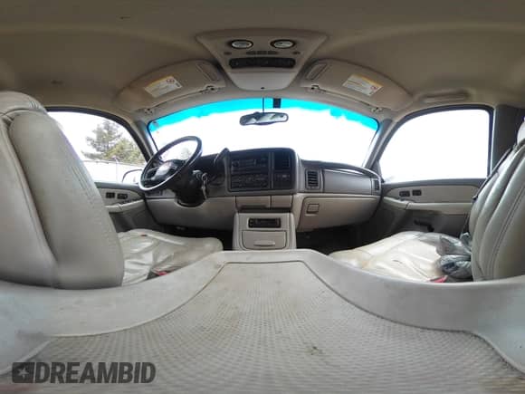 2002 Chevrolet Suburban LS с VIN 1GNFK16Z42J120730, выставлен на аукционе IAAI как лот 42021233 с пробегом 175 127 миль миль и . История ставок и продаж доступна на DreamBid. Изображение 19.