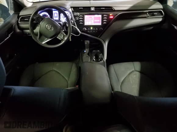 2019 Toyota Camry SE z VIN 4T1B11HKXKU712993, wystawiony jako Copart lot #80261855 z przebiegiem 88 636 mil mil oraz Szkoda całkowita • Salvage title. Historia ofert i sprzedaży dostępna na DreamBid. Obrazek 8.