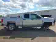 2017 Chevrolet Silverado 1500 Custom с VIN 1GCRCPEH3HZ300564, выставлен на аукционе IAAI как лот 42178810 с пробегом 111 877 миль миль и . История ставок и продаж доступна на DreamBid. Изображение 13.