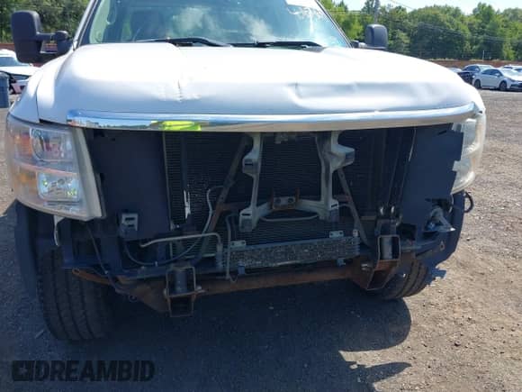 2012 Chevrolet Silverado 3500HD с VIN 1GB2CZCG4CZ113273, выставлен на аукционе IAAI как лот 40107404 с пробегом 258 322 миль миль и . История ставок и продаж доступна на DreamBid. Изображение 6.