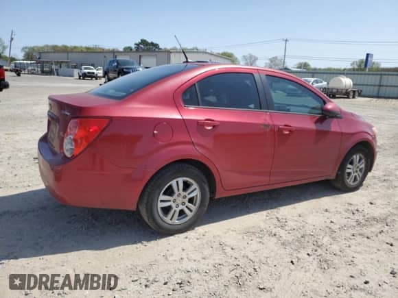 2012 Chevrolet Sonic LS с VIN 1G1JB5SH8C4203545, выставлен на аукционе Copart как лот 51469805 с пробегом 163 166 миль миль и Чистый • Clean title. История ставок и продаж доступна на DreamBid. Изображение 3.