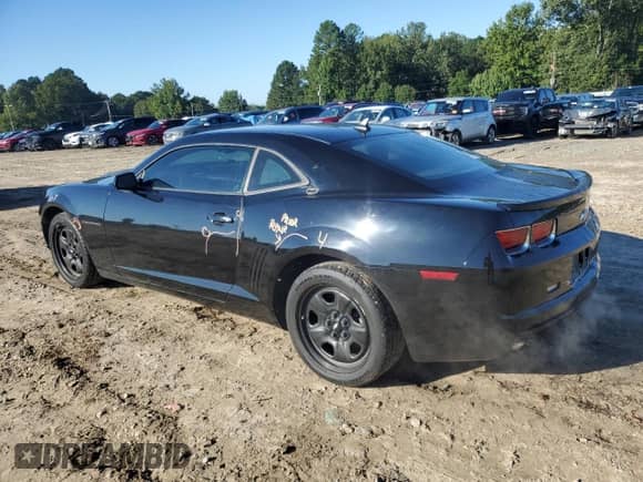 2012 Chevrolet Camaro 2LS with VIN 2G1FA1E39C9162857, listed as a Copart auction lot 84033455 with 135,868 mi miles and Clean title. Bid and sale history available at DreamBid. Image 2.
