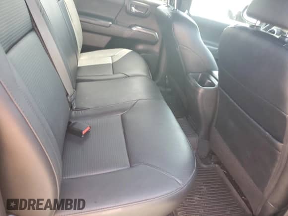 2021 Toyota Tacoma Limited with VIN 3TMGZ5AN0MM443912, listed as a Copart auction lot 67424405 with 37,260 mi miles and Salvage title. Bid and sale history available at DreamBid. Image 10.