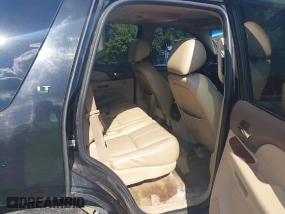 2011 Chevrolet Tahoe LT с VIN 1GNSCBE07BR123742, выставлен на аукционе IAAI как лот 43159022 с пробегом 294 318 миль миль и . История ставок и продаж доступна на DreamBid. Изображение 8.