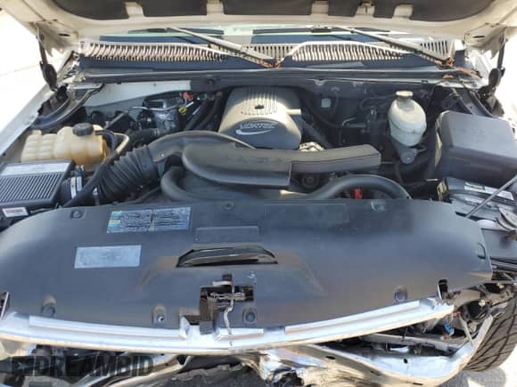 2003 Chevrolet Tahoe LS z VIN 1GNEC13T13R102424, wystawiony jako Copart lot #68574325 z przebiegiem 224 283 mil mil oraz Szkoda całkowita • Salvage title. Historia ofert i sprzedaży dostępna na DreamBid. Obrazek 12.