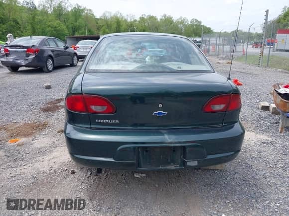 2002 Chevrolet Cavalier with VIN 1G1JC524727267809, listed as a IAAI auction lot 42213135 with 150,293 mi miles and . Bid and sale history available at DreamBid. Image 16.