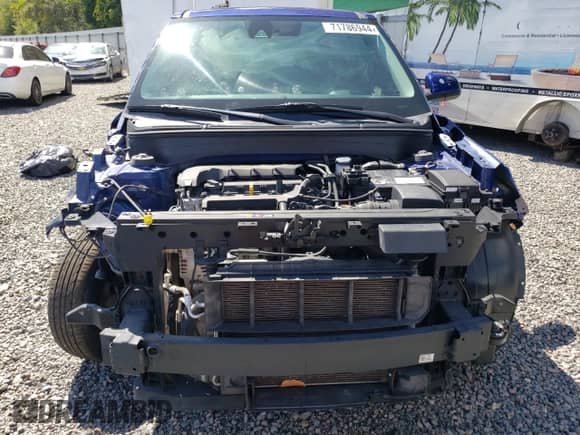 2020 Hyundai Venue SE z VIN KMHRB8A32LU040288, wystawiony jako Copart lot #71786944 z przebiegiem 60 745 mil mil oraz Nie do naprawy • Non repairable. Historia ofert i sprzedaży dostępna na DreamBid. Obrazek 5.