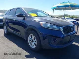 2020 Kia Sorento L with VIN 5XYPG4A34LG688755, listed as a IAAI auction lot 42842381 with 67,848 mi miles and . Bid and sale history available at DreamBid. Image 1.