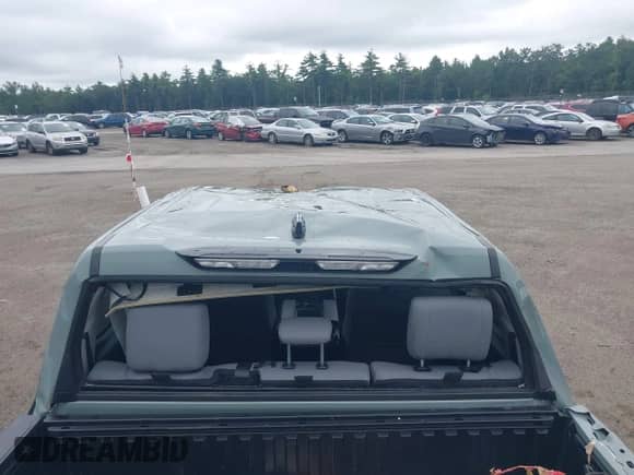 2024 Toyota Tundra SR5 с VIN 5TFLA5DB6RX182522, выставлен на аукционе IAAI как лот 43048617 с пробегом 17 236 миль миль и . История ставок и продаж доступна на DreamBid. Изображение 19.