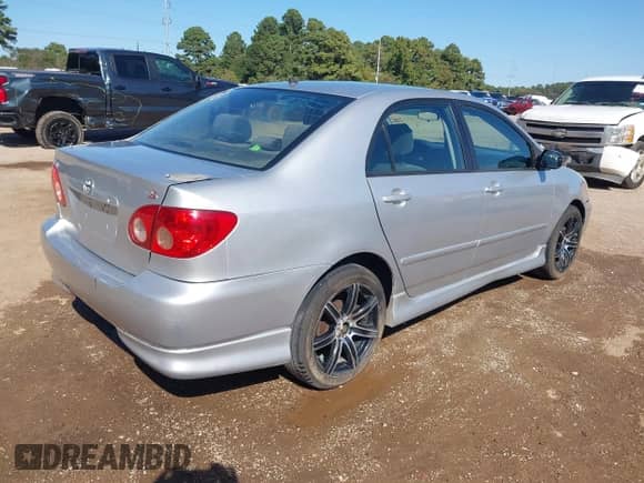 2005 Toyota Corolla CE с VIN 1NXBR32E45Z401345, выставлен на аукционе IAAI как лот 43489750 с пробегом 230 543 миль миль и . История ставок и продаж доступна на DreamBid. Изображение 4.