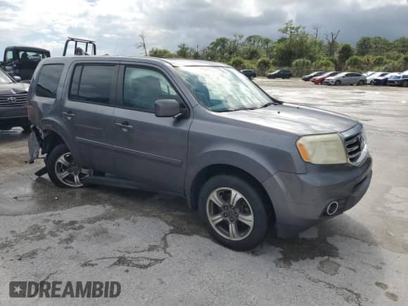 2015 Honda Pilot SE with VIN 5FNYF3H38FB034246, listed as a Copart auction lot 71843535 with 172,454 mi miles and Salvage title. Bid and sale history available at DreamBid. Image 4.