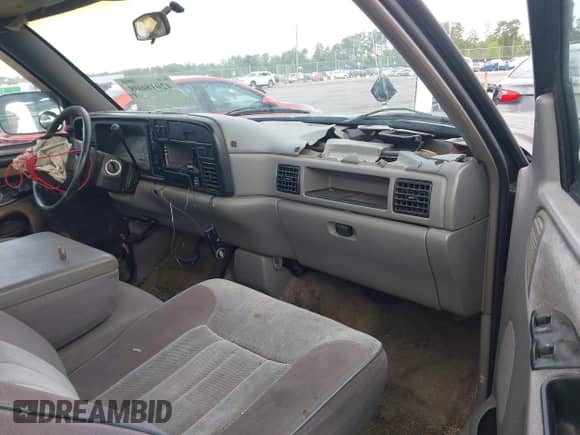 1996 Dodge 1500 с VIN 3B7HC13Y0TG126425, выставлен на аукционе IAAI как лот 42018608 с пробегом 223 488 миль миль и . История ставок и продаж доступна на DreamBid. Изображение 5.