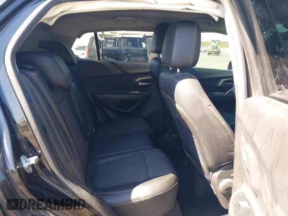 2019 Chevrolet Trax LT with VIN KL7CJPSB2KB774188, listed as a IAAI auction lot 42725362 with 67,916 mi miles and . Bid and sale history available at DreamBid. Image 8.