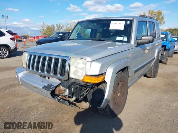 2007 Jeep Commander Sport с VIN 1J8HG48P07C529103, выставлен на аукционе IAAI как лот 43517857 с пробегом 133 523 миль миль и . История ставок и продаж доступна на DreamBid. Изображение 6.