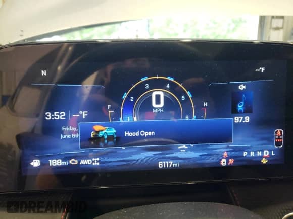 2025 Chevrolet Equinox AWD RS с VIN 3GNAXTEG3SL125918, выставлен на аукционе Copart как лот 60093845 с пробегом 6 117 миль миль и Списание • Salvage title. История ставок и продаж доступна на DreamBid. Изображение 9.