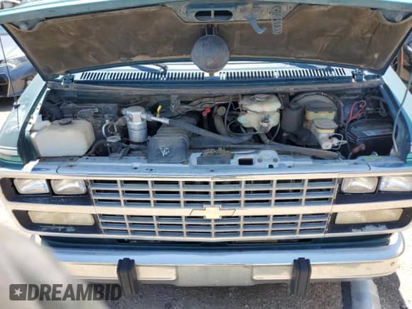 1994 Chevrolet Chevy Van with VIN 1GBEG25K9RF176079, listed as a Copart auction lot 65824634 with 180,507 mi miles and Clean title. Bid and sale history available at DreamBid. Image 12.