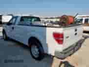 2013 Ford F-150 XL z VIN 1FTMF1CM0DKG45388, wystawiony jako Copart lot #80412145 z przebiegiem 215 618 mil mil oraz Czysty tytuł • Clean title. Historia ofert i sprzedaży dostępna na DreamBid. Obrazek 2.