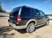 2008 Ford Explorer Eddie Bauer z VIN 1FMEU74E98UA97806, wystawiony jako Copart lot #87465715 z przebiegiem 187 772 mil mil oraz Szkoda całkowita • Salvage title. Historia ofert i sprzedaży dostępna na DreamBid. Obrazek 3.