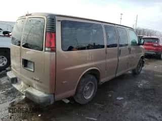 2002 Chevrolet Express с VIN 1GNFG15MX21179773, выставлен на аукционе Copart как лот 45912935 с пробегом Не указан миль и Чистый • Clean title. История ставок и продаж доступна на DreamBid. Изображение 3.