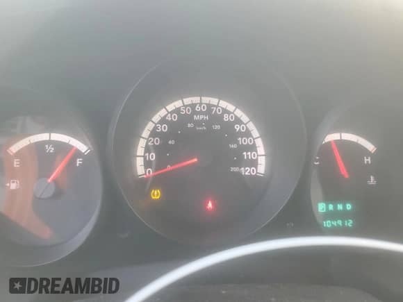 2009 Dodge Caravan with VIN 2D8HN11E89R624380, listed as a Copart auction lot 82383474 with 104,912 mi miles and Clean title. Bid and sale history available at DreamBid. Image 9.