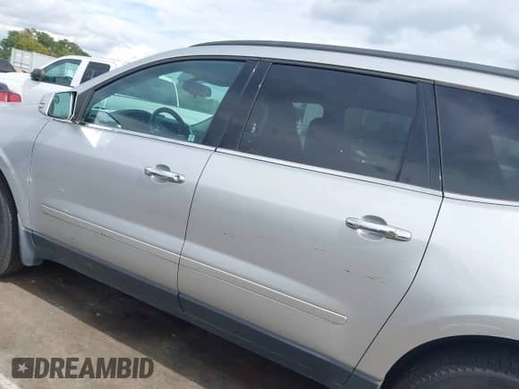 2014 Chevrolet Traverse LT с VIN 1GNKVGKD7EJ340175, выставлен на аукционе IAAI как лот 43418568 с пробегом Не указан миль и . История ставок и продаж доступна на DreamBid. Изображение 14.