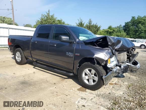 2019 Ram 1500 SLT z VIN 1C6RR6TT7KS644115, wystawiony jako Copart lot #68771975 z przebiegiem 82 254 mil mil oraz Szkoda całkowita • Salvage title. Historia ofert i sprzedaży dostępna na DreamBid. Obrazek 4.