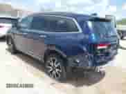 2022 Honda Pilot Touring 7-Passenger z VIN 5FNYF5H61NB019768, wystawiony jako IAAI lot #42438780 z przebiegiem Nie podano mil oraz . Historia ofert i sprzedaży dostępna na DreamBid. Obrazek 3.