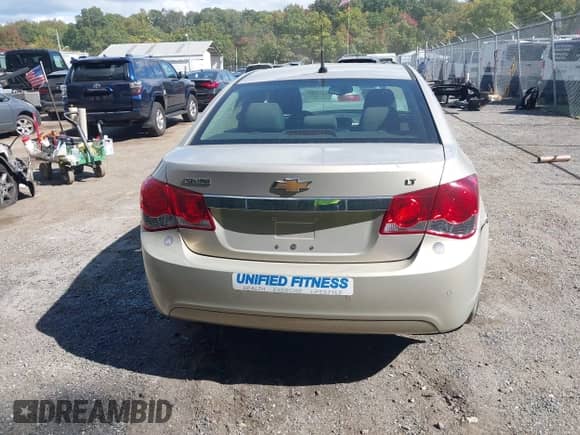 2011 Chevrolet Cruze 1LT с VIN 1G1PF5S96B7292763, выставлен на аукционе IAAI как лот 43414761 с пробегом 114 425 миль миль и . История ставок и продаж доступна на DreamBid. Изображение 16.