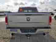 2015 Ram 1500 Laramie z VIN 1C6RR6NT9FS583255, wystawiony jako Copart lot #60406925 z przebiegiem 197 957 mil mil oraz Szkoda całkowita • Salvage title. Historia ofert i sprzedaży dostępna na DreamBid. Obrazek 6.