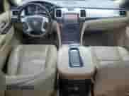 2013 Cadillac Escalade ESV Luxury с VIN 1GYS4HEF5DR156765, выставлен на аукционе Copart как лот 64745735 с пробегом 151 531 миль миль и Чистый • Clean title. История ставок и продаж доступна на DreamBid. Изображение 8.