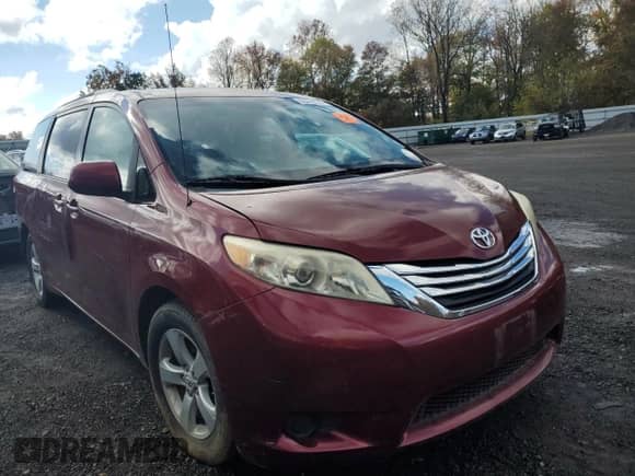 2011 Toyota Sienna LE with VIN 5TDKK3DC5BS026893, listed as a Copart auction lot 90892795 with Not provided miles and Clean title. Bid and sale history available at DreamBid. Image 4.