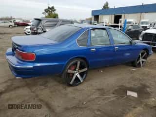 1995 Chevrolet Caprice с VIN 1G1BL52P7SR104306, выставлен на аукционе Copart как лот 77065644 с пробегом 117 240 миль миль и Чистый • Clean title. История ставок и продаж доступна на DreamBid. Изображение 3.