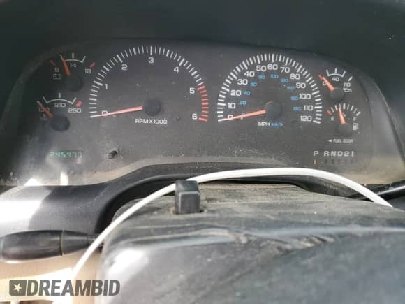 1999 Dodge 1500 with VIN 3B7HC13Z4XG127818, listed as a Copart auction lot 52090945 with 245,977 mi miles and Clean title. Bid and sale history available at DreamBid. Image 9.