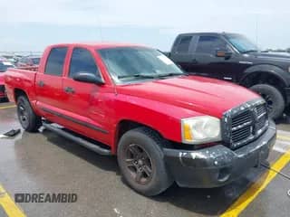 2005 Dodge Dakota SLT with VIN 1D7HE48N65S209630, listed as a IAAI auction lot 42409822 with 224,849 mi miles and . Bid and sale history available at DreamBid. Image 1.