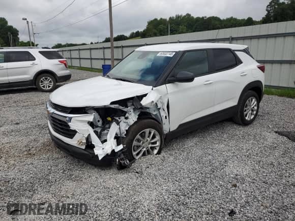 2025 Chevrolet TrailBlazer LS с VIN KL79MMSP1SB048561, выставлен на аукционе Copart как лот 63032745 с пробегом 2 907 миль миль и Списание • Salvage title. История ставок и продаж доступна на DreamBid. Изображение 1.