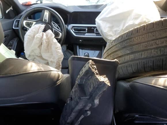 2021 BMW 3 Series M340i xDrive с VIN 3MW5U9J05M8B87077, выставлен на аукционе Copart как лот 67074735 с пробегом Не указан миль и Списание • Salvage title. История ставок и продаж доступна на DreamBid. Изображение 9.