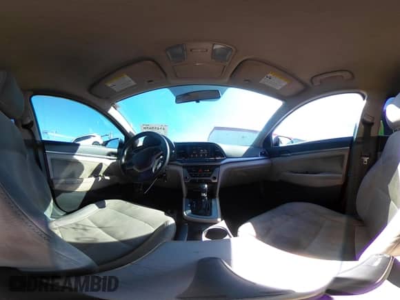 2017 Hyundai Elantra SE с VIN 5NPD84LFXHH088328, выставлен на аукционе IAAI как лот 43455650 с пробегом 235 295 миль миль и . История ставок и продаж доступна на DreamBid. Изображение 18.