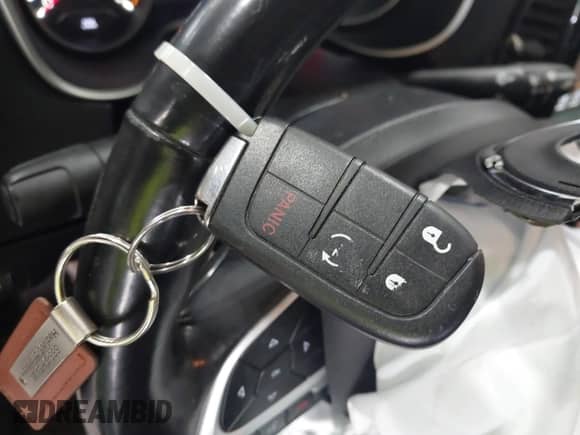 2020 Jeep Compass Limited with VIN 3C4NJDCB0LT154061, listed as a IAAI auction lot 43229414 with 88,154 mi miles and . Bid and sale history available at DreamBid. Image 11.