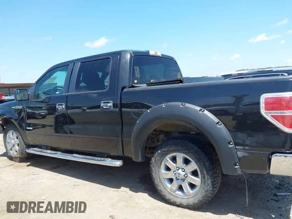 2013 Ford F-150 Lariat with VIN 1FTFW1ET9DKE25809, listed as a IAAI auction lot 42531919 with 247,445 mi miles and . Bid and sale history available at DreamBid. Image 15.