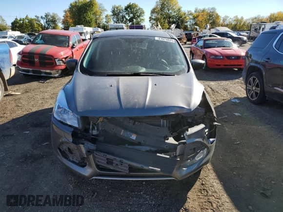 2014 Ford Escape SE z VIN 1FMCU0GX5EUE50422, wystawiony jako Copart lot #87074825 z przebiegiem 180 283 mil mil oraz Czysty tytuł • Clean title. Historia ofert i sprzedaży dostępna na DreamBid. Obrazek 5.
