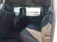 2022 Chevrolet Silverado 1500 LT Trail Boss z VIN 1GCPYFED7NZ146324, wystawiony jako IAAI lot #42416840 z przebiegiem 69 309 mil mil oraz . Historia ofert i sprzedaży dostępna na DreamBid. Obrazek 8.