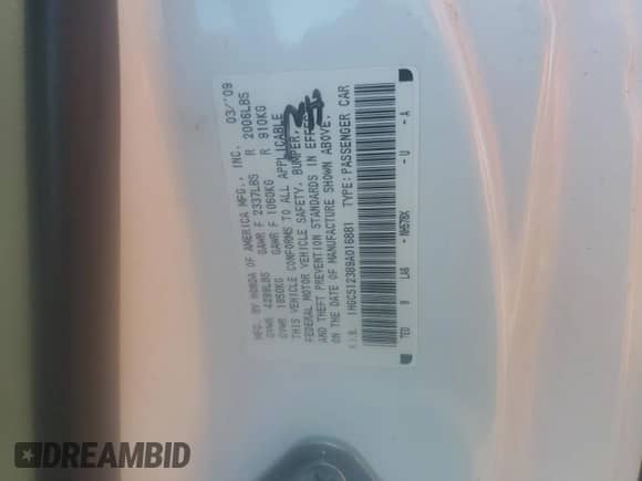 2009 Honda Accord LX-S with VIN 1HGCS12389A016881, listed as a Copart auction lot 84243755 with 135,811 mi miles and Salvage title. Bid and sale history available at DreamBid. Image 12.