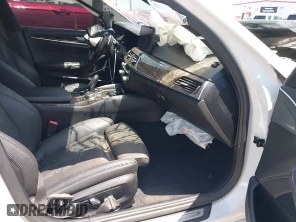 2021 BMW 5 Series 530i with VIN WBA53BH06MCF67900, listed as a IAAI auction lot 42504239 with Not provided miles and . Bid and sale history available at DreamBid. Image 5.