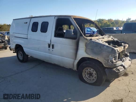 2003 Ford Econoline Cargo с VIN 1FTRE14243HA06948, выставлен на аукционе Copart как лот 82227735 с пробегом Не указан миль и Списание • Salvage title. История ставок и продаж доступна на DreamBid. Изображение 4.