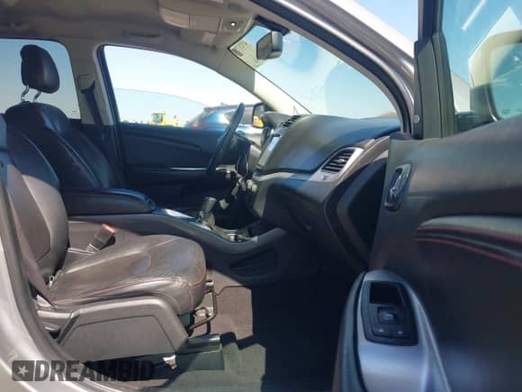 2016 Dodge Journey R/T with VIN 3C4PDCEG5GT194032, listed as a IAAI auction lot 43217543 with 253,848 mi miles and . Bid and sale history available at DreamBid. Image 5.