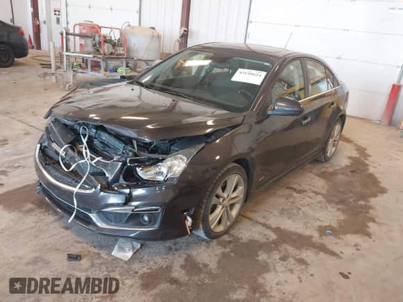 2016 Chevrolet Cruze LTZ с VIN 1G1PG5SB5G7135989, выставлен на аукционе IAAI как лот 43190624 с пробегом 215 455 миль миль и . История ставок и продаж доступна на DreamBid. Изображение 17.