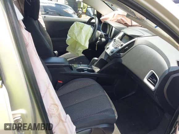 2015 Chevrolet Equinox LT z VIN 2GNFLFE35F6425826, wystawiony jako IAAI lot #42650462 z przebiegiem 47 852 mil mil oraz . Historia ofert i sprzedaży dostępna na DreamBid. Obrazek 5.