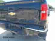 2017 Chevrolet Silverado 1500 Custom с VIN 1GCRCPEC9HZ263024, выставлен на аукционе IAAI как лот 42472981 с пробегом 128 953 миль миль и . История ставок и продаж доступна на DreamBid. Изображение 18.