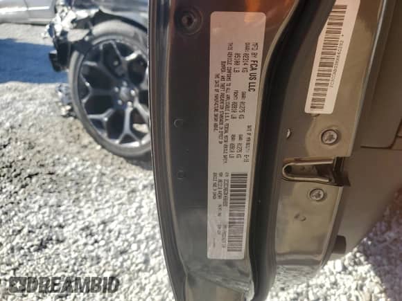 2019 Chrysler 300 S with VIN 2C3CCABG3KH660282, listed as a Copart auction lot 87473685 with Not provided miles and Clean title. Bid and sale history available at DreamBid. Image 12.