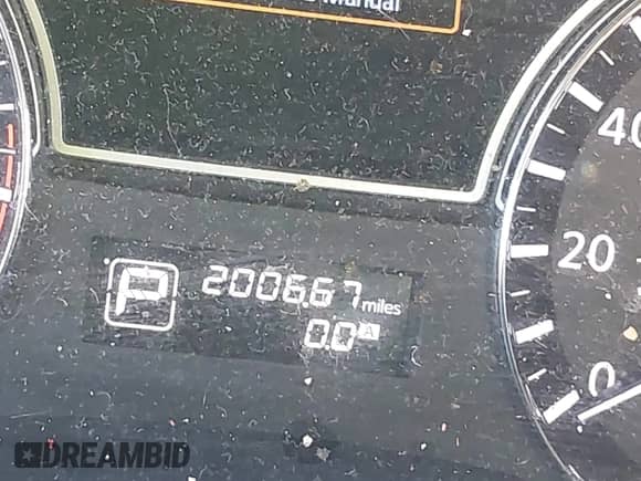 2013 Nissan Pathfinder SL with VIN 5N1AR2MM9DC605590, listed as a IAAI auction lot 43097552 with 200,667 mi miles and . Bid and sale history available at DreamBid. Image 16.